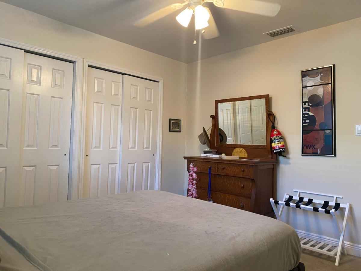 This Homestay Oasis Is The Cape'S Best Place To Stay كيب كورال المظهر الخارجي الصورة